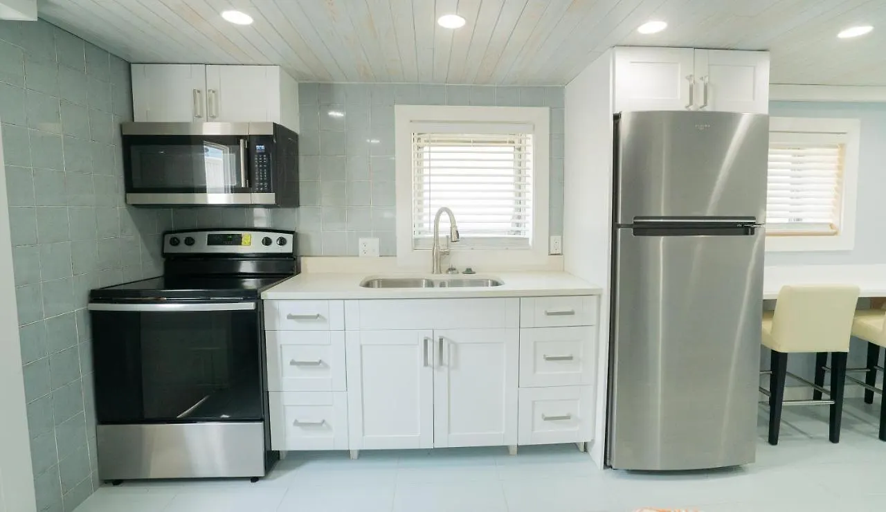 Hemingsway'S Village Luxury Beach Houses Virginia Beach