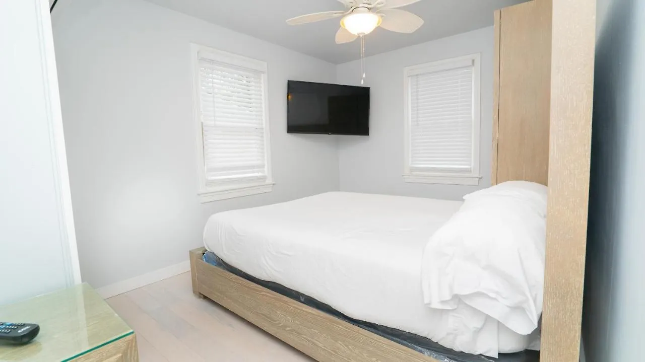 Hemingsway'S Village Luxury Beach Houses Virginia Beach