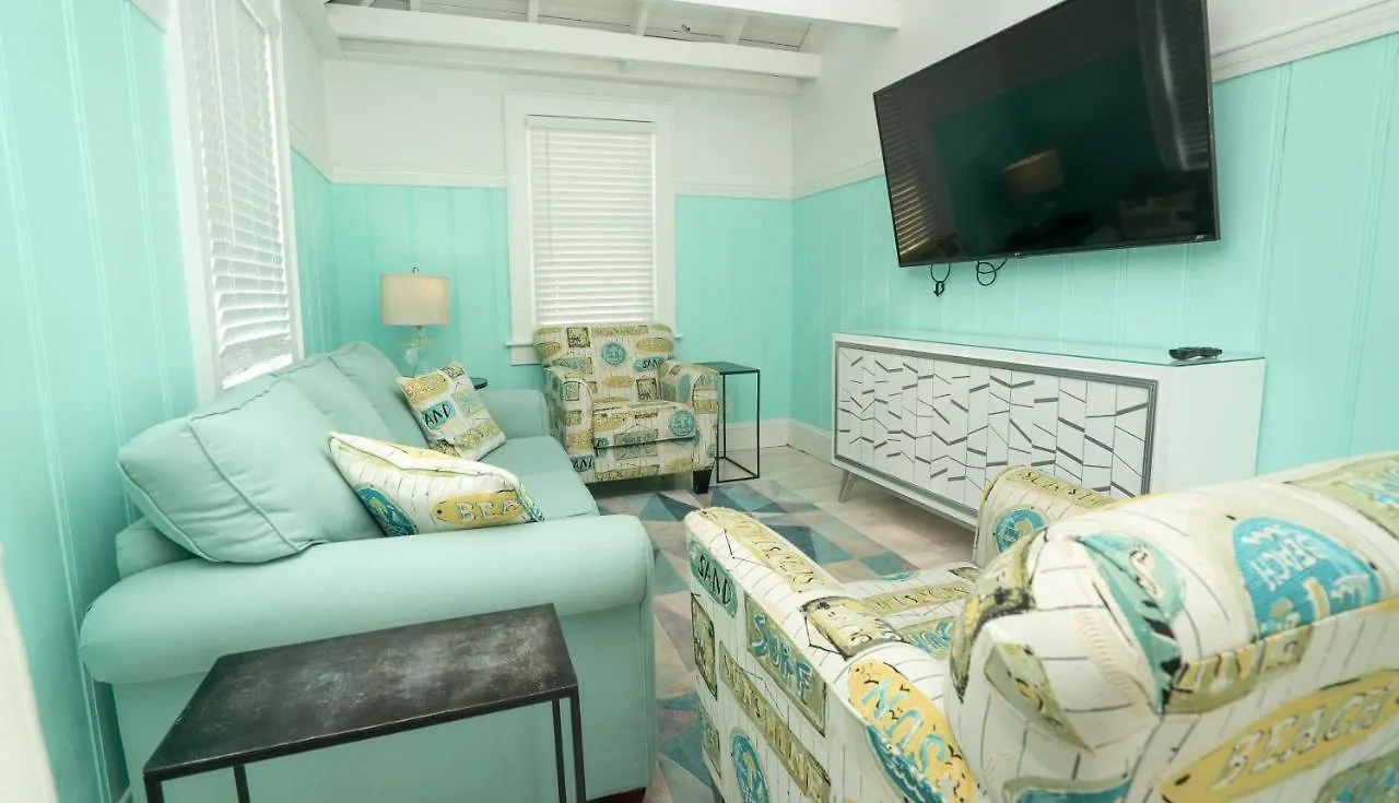 Hotel Hemingsway'S Village Luxury Beach Houses Virginia Beach